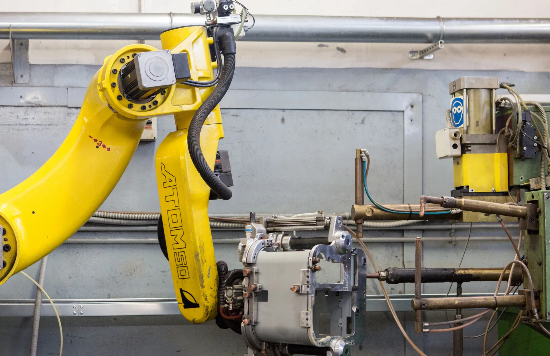 Robot di elettropuntatura